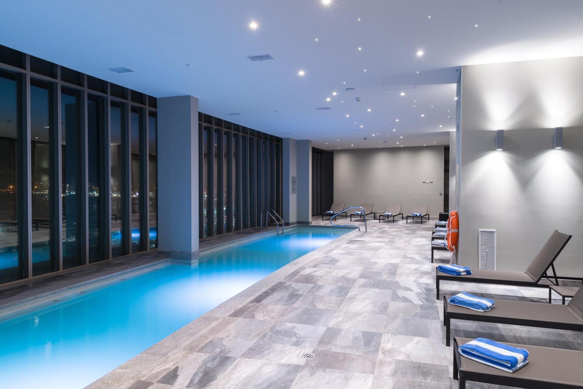 Hilton Garden Inn איקוויקה מראה חיצוני תמונה