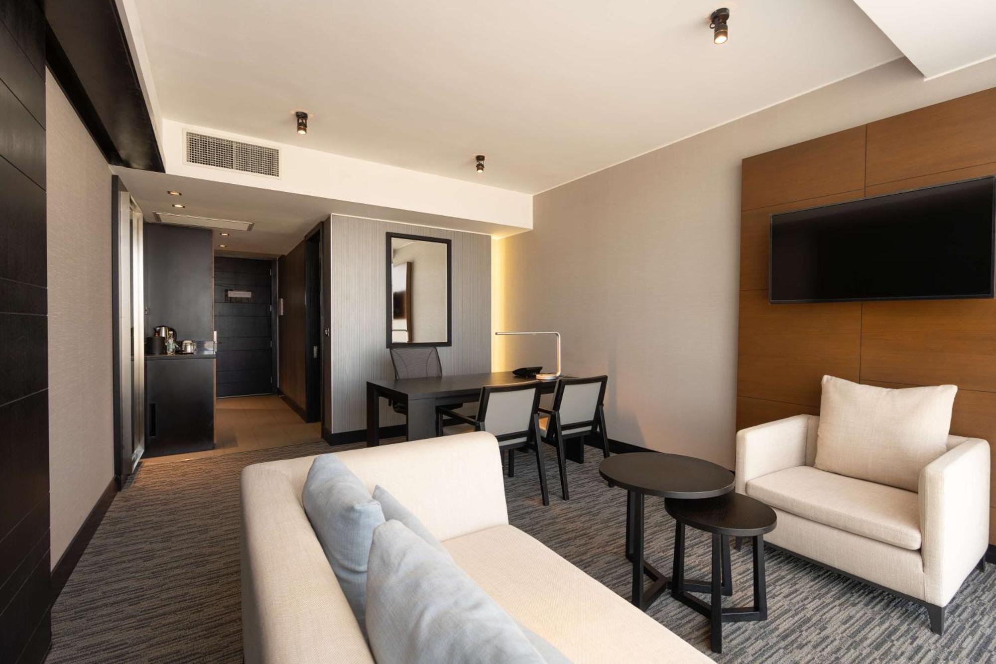 Hilton Garden Inn איקוויקה מראה חיצוני תמונה