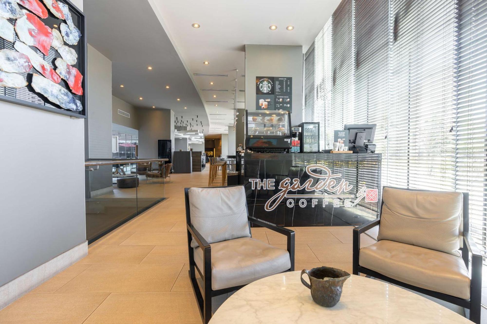 Hilton Garden Inn איקוויקה מראה חיצוני תמונה