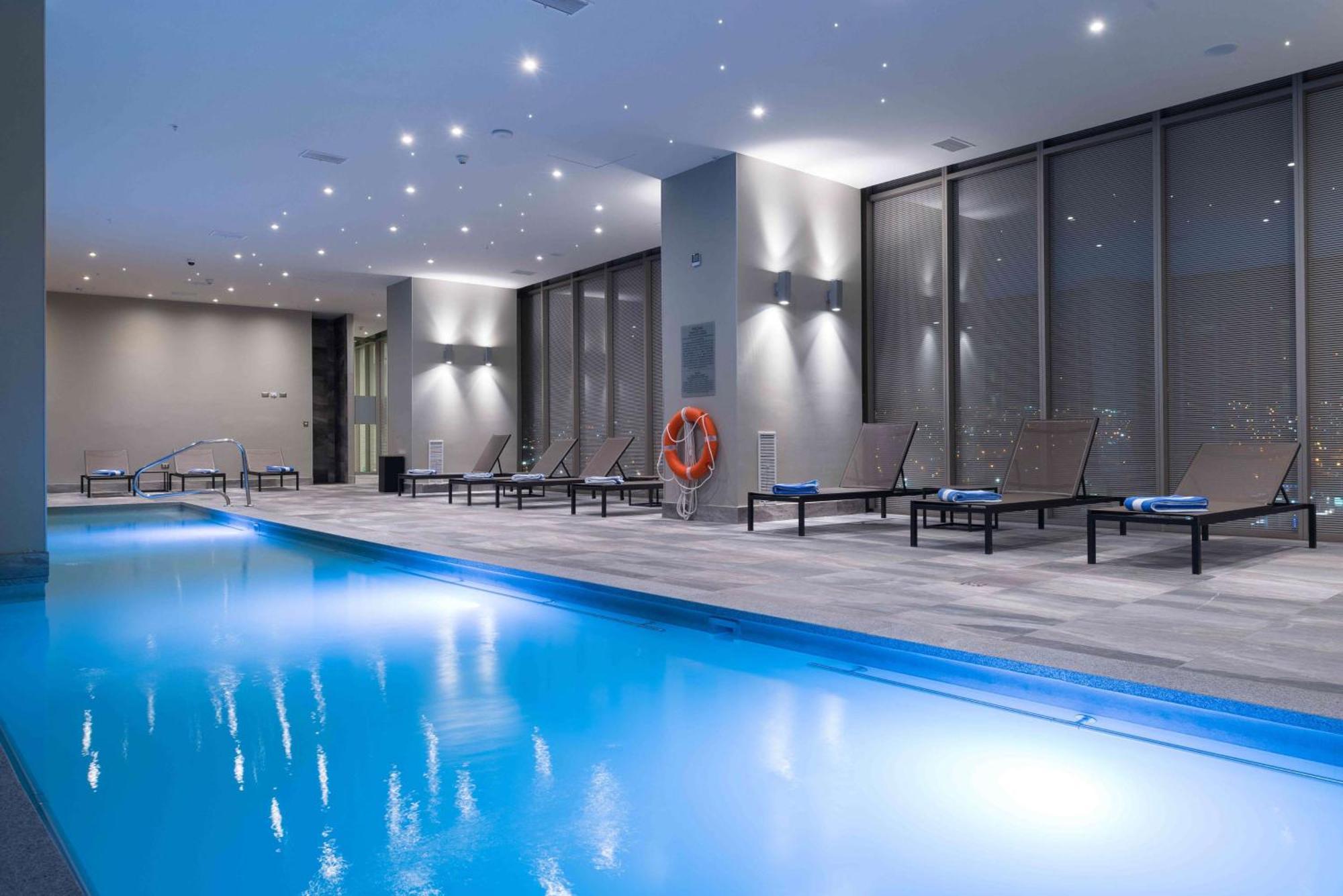 Hilton Garden Inn איקוויקה מראה חיצוני תמונה
