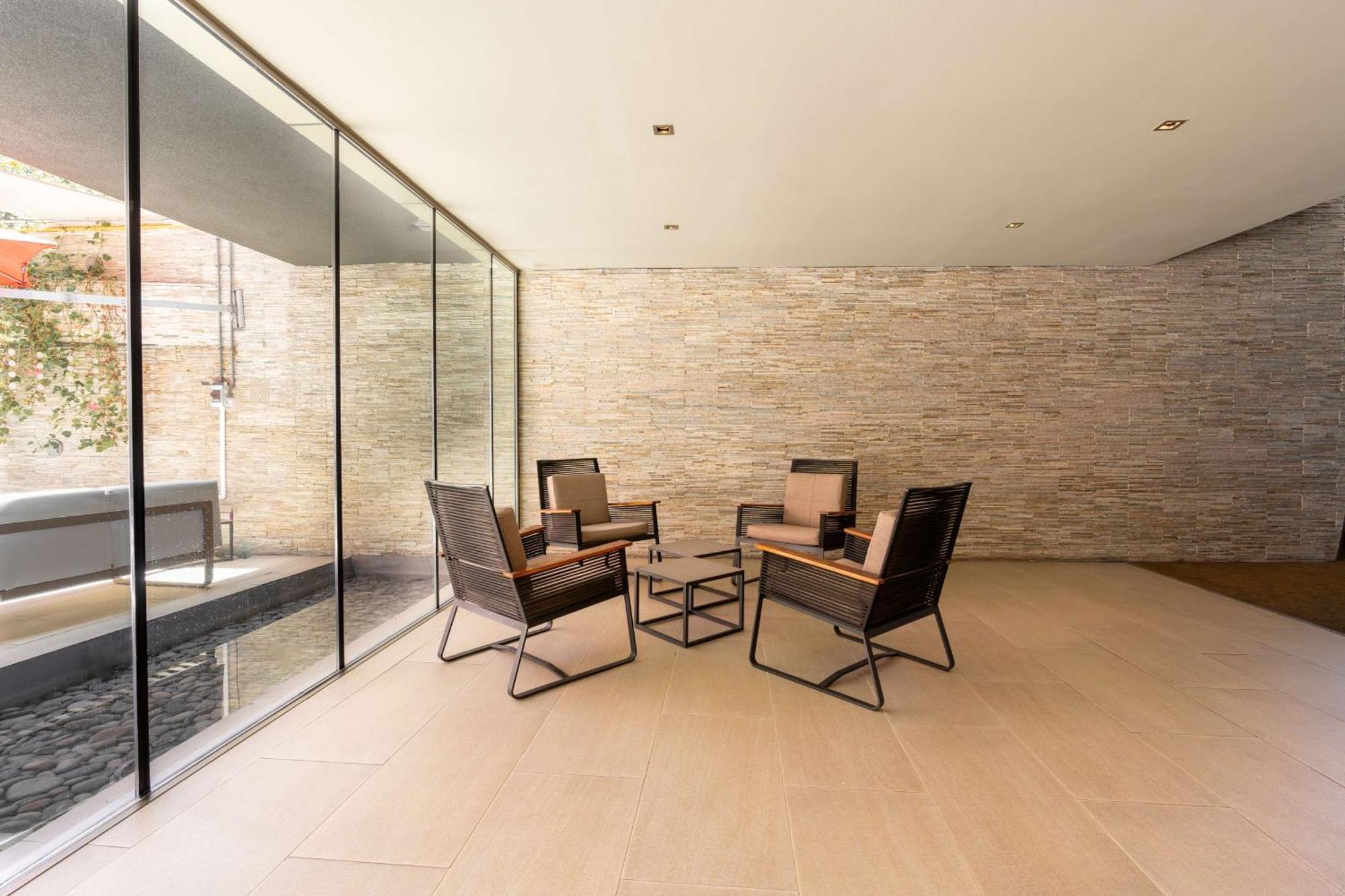 Hilton Garden Inn איקוויקה מראה חיצוני תמונה